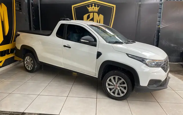 Carro Fiat Strada 2025 Endurance 1.3 Flex 8V CS