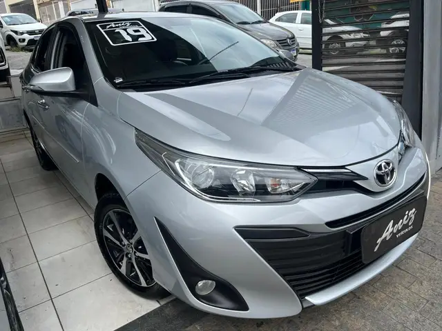 Carro Toyota Yaris Sedan 2019 1.5 XLS CVT (Flex)
