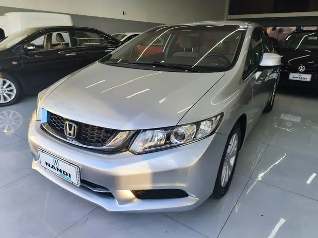 Carro Honda Civic 2012 New  LXS 1.8 16V i-VTEC (Flex)