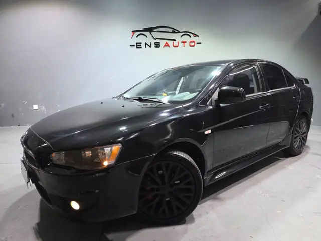Carro Mitsubishi Lancer 2015 2.0 16V
