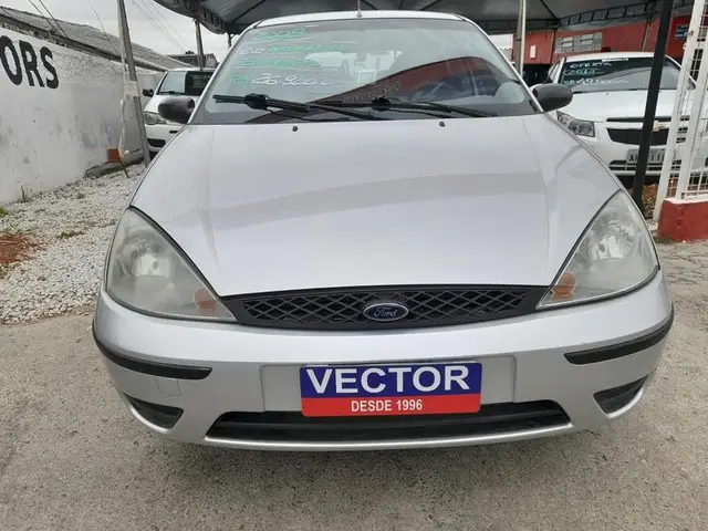 Carro Ford Focus Hatch 2008 GLX 2.0 16V Duratec (Aut)