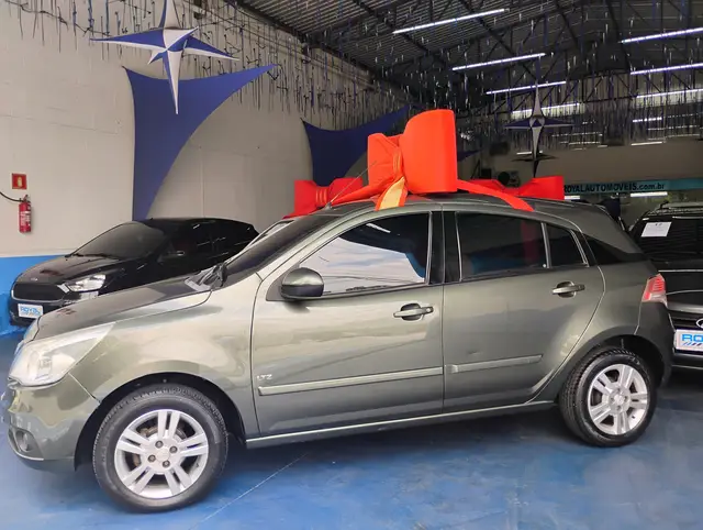 Carro Chevrolet Agile 2010 LTZ 1.4 8V (Flex)