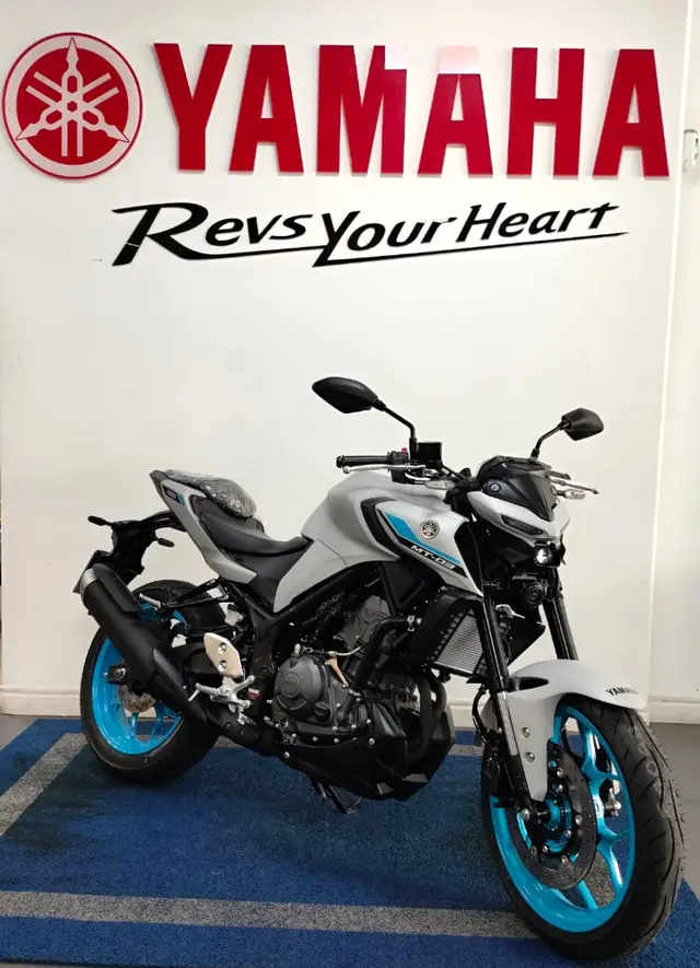 Moto Yamaha MT-03 2026 Connected