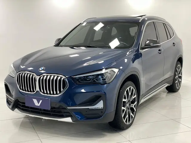 Carro BMW X1 2022 sDrive20i X-Line Plus 2.0 Turbo (Aut.)