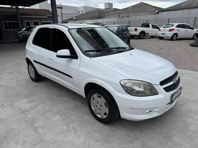 Carro Chevrolet Celta 2012 LT 1.0 (Flex)