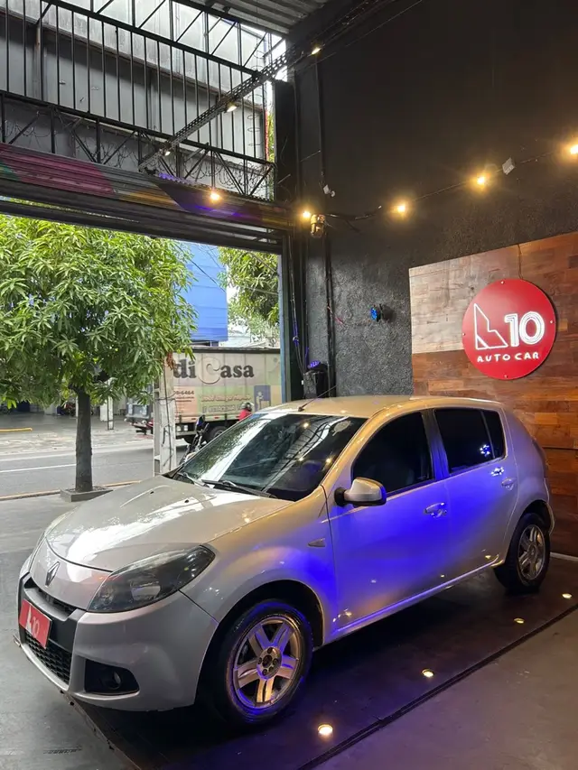 Carro Renault Sandero 2014 Expression 1.0 16V (flex)