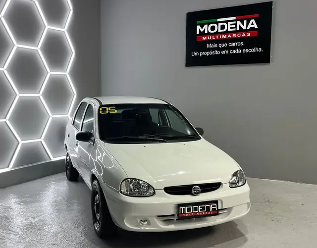 Carro Chevrolet Classic 2005 Corsa Sedan  Spirit 1.0 VHC