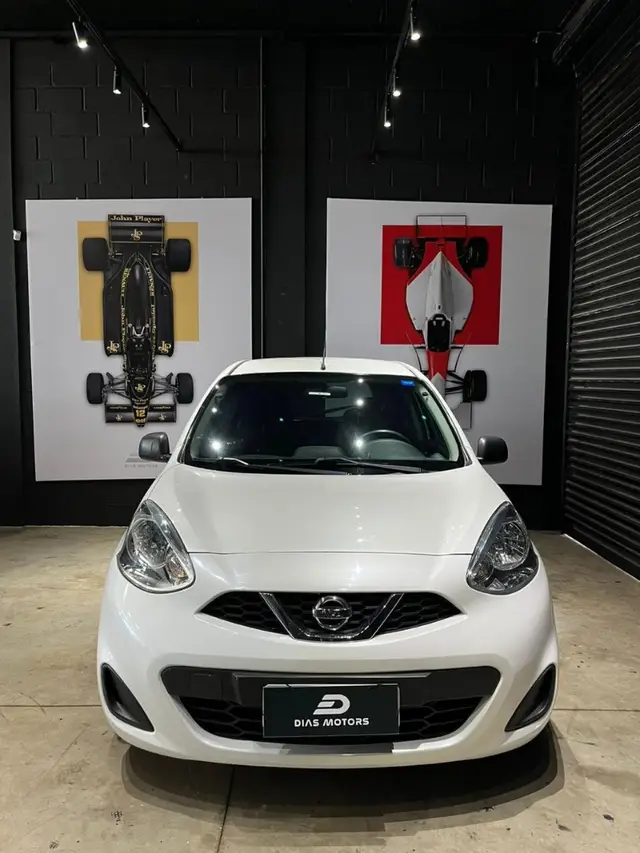 Carro Nissan March 2016 1.6 16V S (Flex)