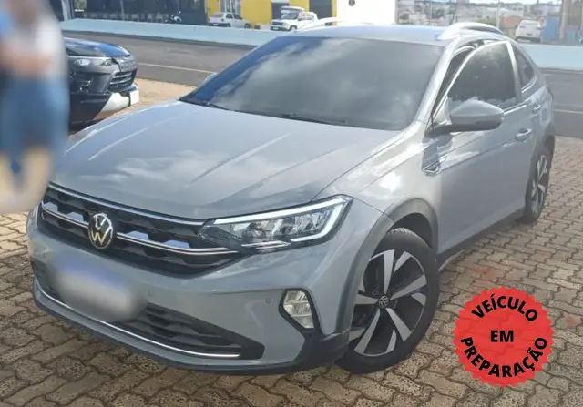 Carro Volkswagen Nivus 2024 Highline 200 TSI