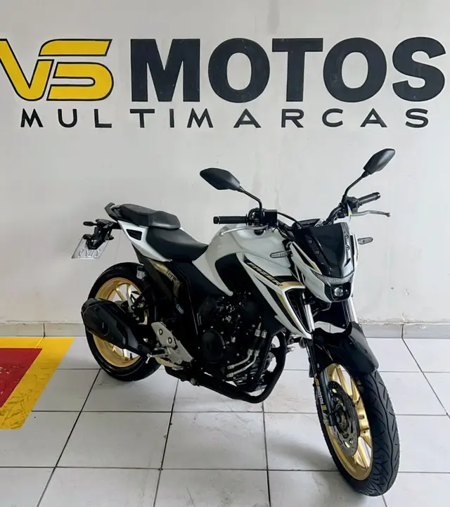 Moto Yamaha Fazer FZ25 2025 Connected