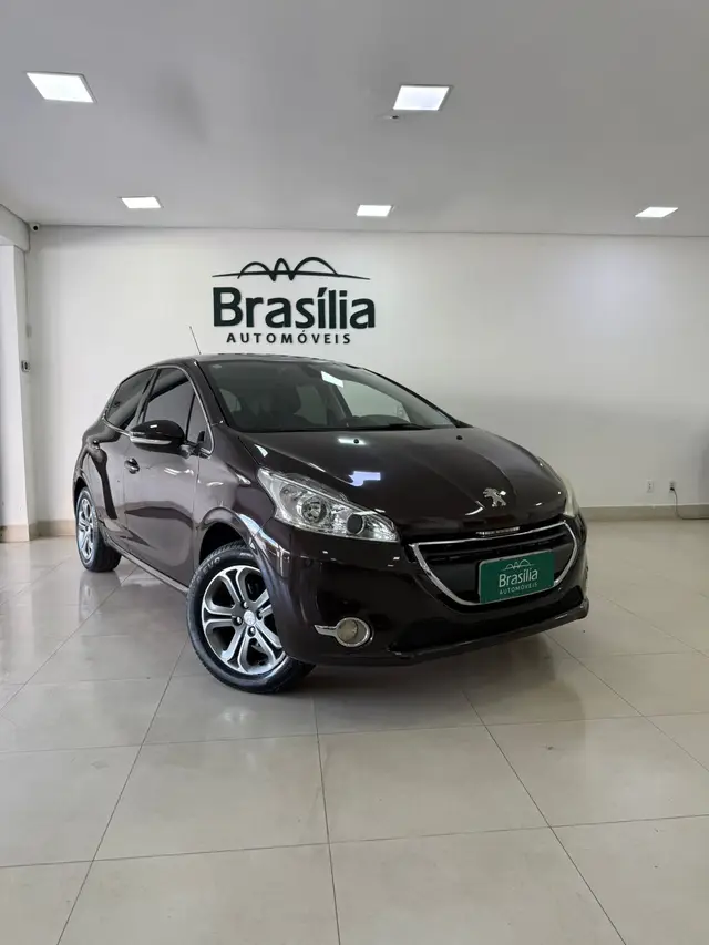 Carro Peugeot 208 2014 Griffe 1.6 16V (Flex) (Aut)