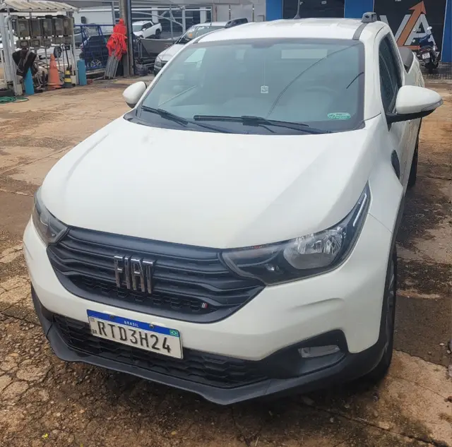 Carro Fiat Strada 2022 Freedom 1.3 CS Plus (Flex)