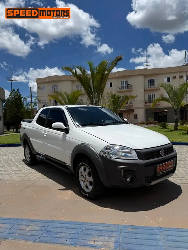 Carro Fiat Strada 2019 Freedom 1.4 CD (Flex)