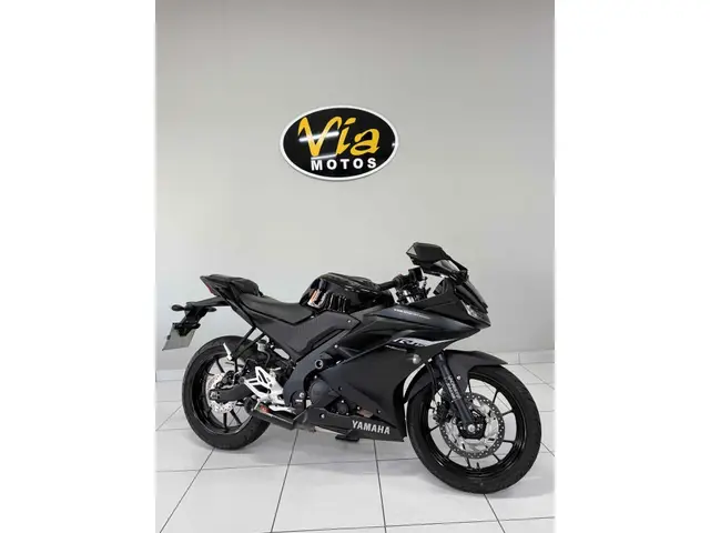 Moto Yamaha YZF R15 2025 ABS