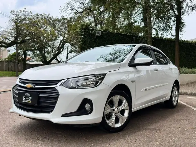 Carro Chevrolet Onix Plus 2023 LT 1.0