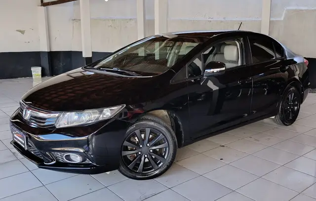 Carro Honda Civic 2014 New  LXR 2.0 i-VTEC (Aut) (Flex)