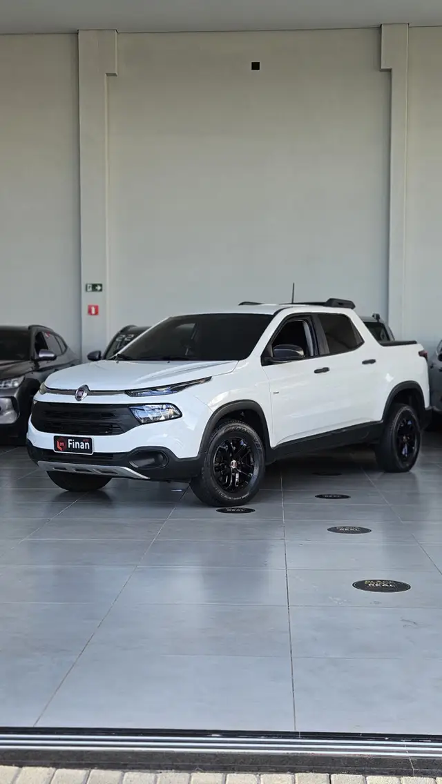 Carro Fiat Toro 2018 Freedom 2.0 diesel MT6 4x2
