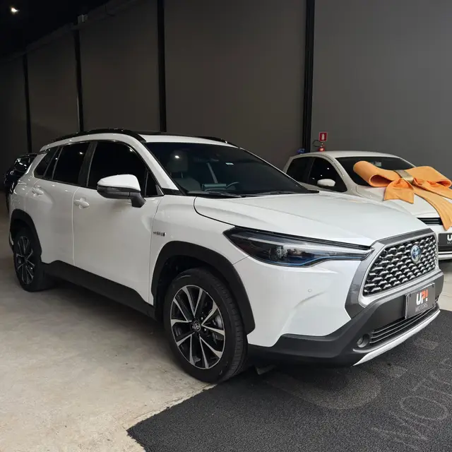 Carro Toyota Corolla Cross 2022 XRX Hybrid 1.8 (flex) (Aut)