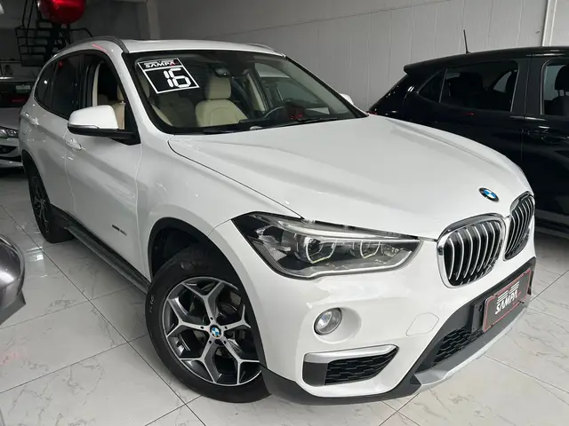 Carro BMW X1 2016 2.0 sDrive20i GP