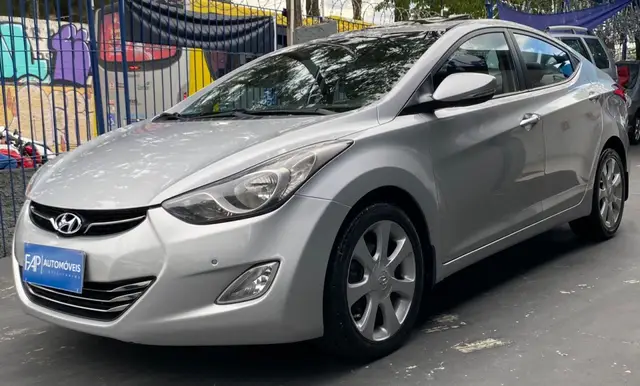 Carro Hyundai Elantra 2013 Sedan 1.8 GLS (aut)