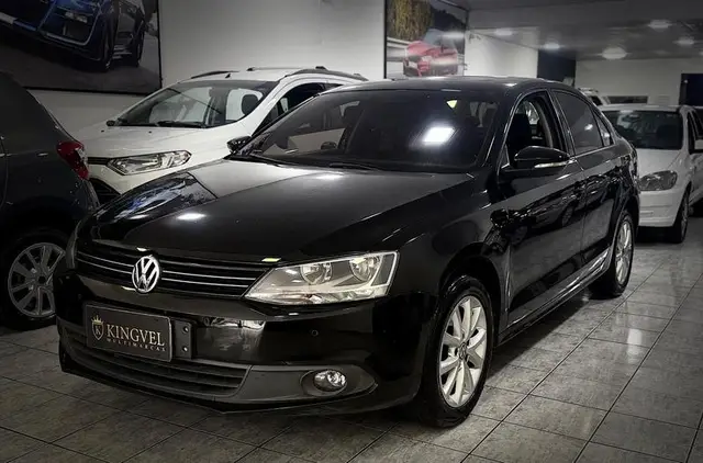 Carro Volkswagen Jetta 2014 2.0 Comfortline (Flex)