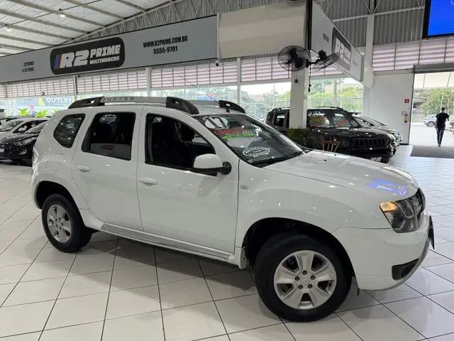 Carro Renault Duster 2017 2.0 16V Dynamique 4x4 (Flex)