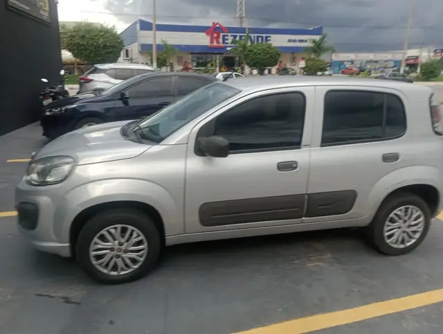 Carro Fiat Uno 2017 Way 1.0 Firefly (Flex)