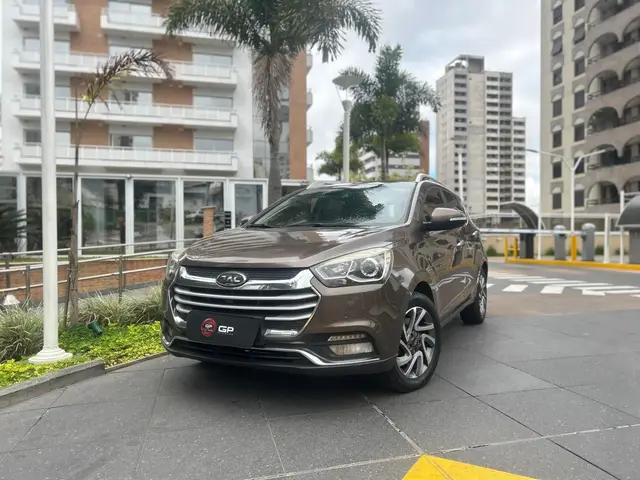 Carro JAC T40 Plus 2018 1.5 16V VVT JetFlex