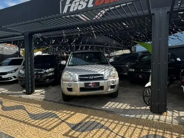 Carro Hyundai Tucson 2010 GL 2.0 16V