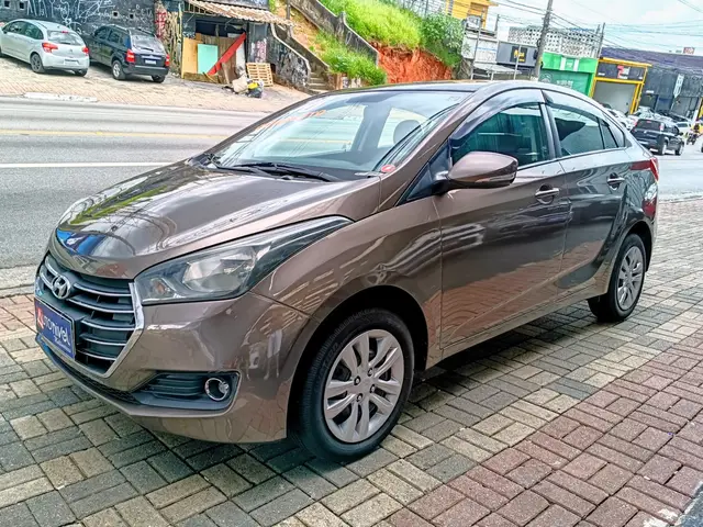 Carro Hyundai HB20S 2016 1.0 Comfort Style Turbo (Flex)