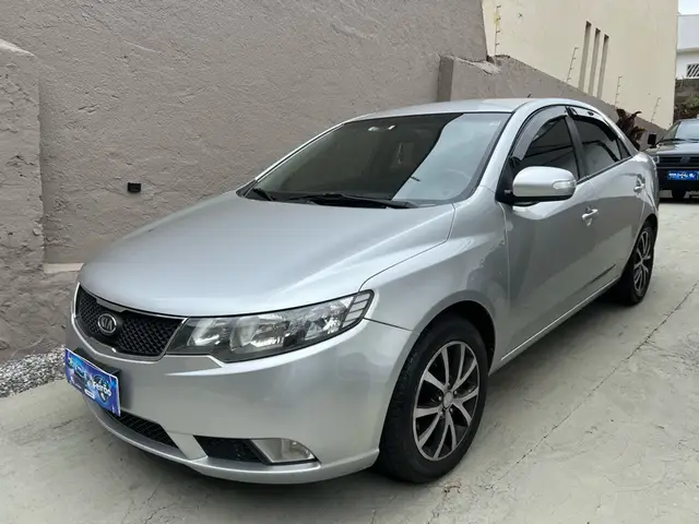 Carro Kia Cerato 2011 EX 1.6 16V ABS