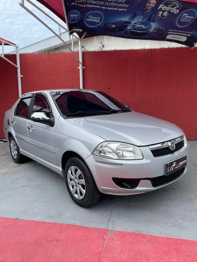 Carro Fiat Siena 2015 EL Celeb. 1.0 mpi Fire Flex 8V 4p