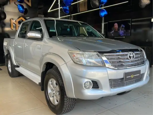 Carro Toyota Hilux Cabine Dupla 2014 Hilux 3.0 TDI 4x4 CD SRV (Aut)