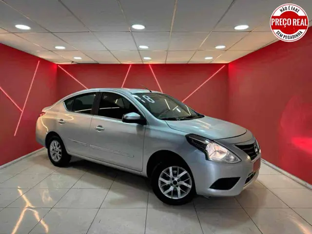 Carro Nissan Versa 2018 1.6 16V SV (Flex)