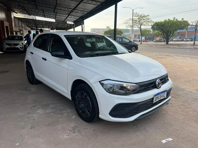 Carro Volkswagen Polo 2025 Track 1.0 Flex 12V 5p