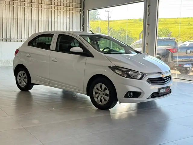 Carro Chevrolet Onix 2019 LT 1.0 Turbo (Flex)