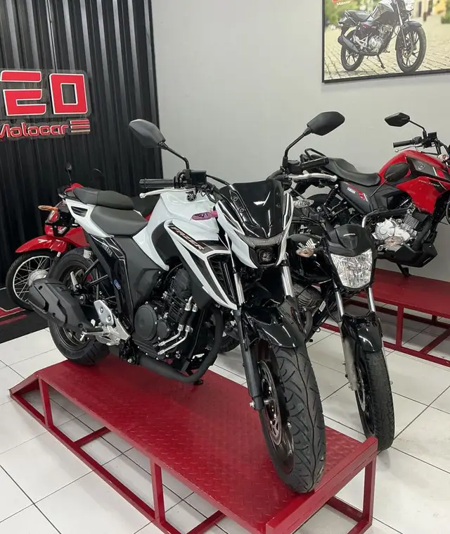 Moto Yamaha Fazer FZ25 2026 Connected