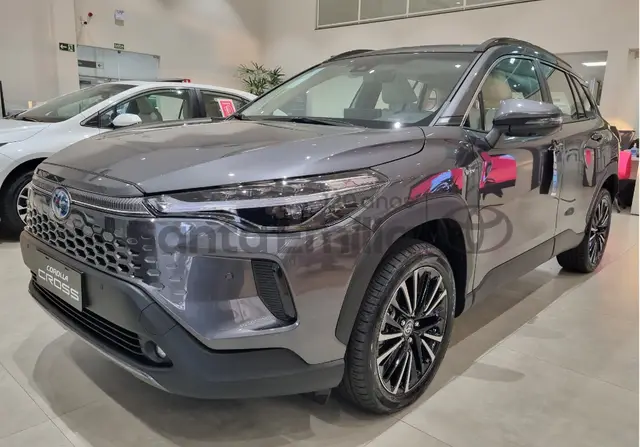 Carro Toyota Corolla Cross 2026 XRX Hybrid 1.8