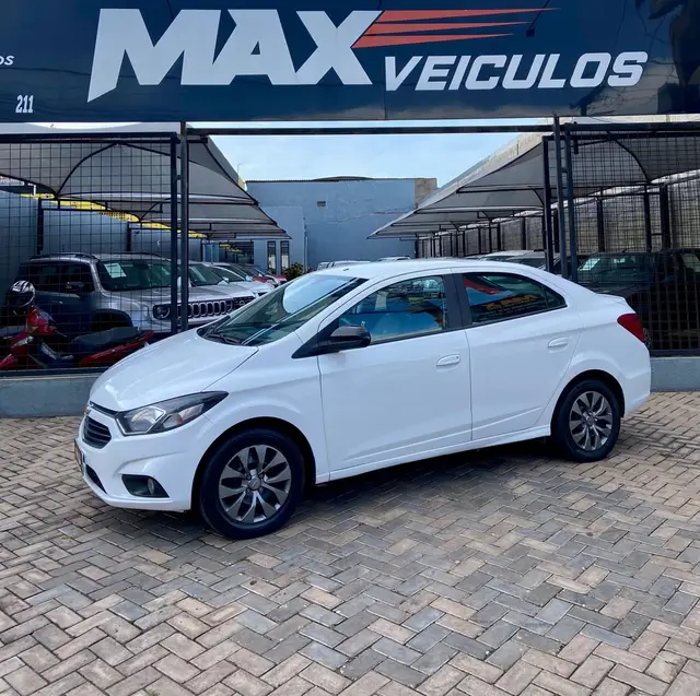 Carro Chevrolet Joy Plus 2021 Plus 1.0 8V Black Edition (Flex)