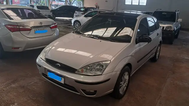 Carro Ford Focus Hatch 2008 GLX 1.6 8V