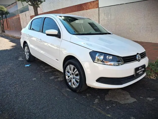 Carro Volkswagen Voyage 2014 1.6 VHT City (Flex)