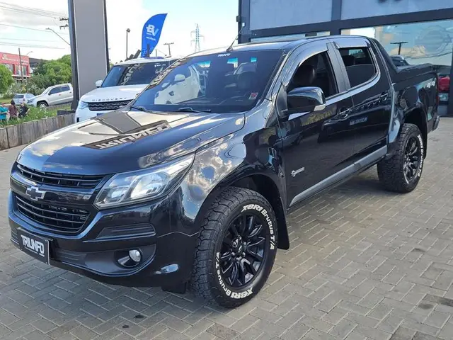 Carro Chevrolet S10 Cabine Dupla 2019 S10 2.8 CTDI Midnight 4WD (Aut) (Cabine Dupla)