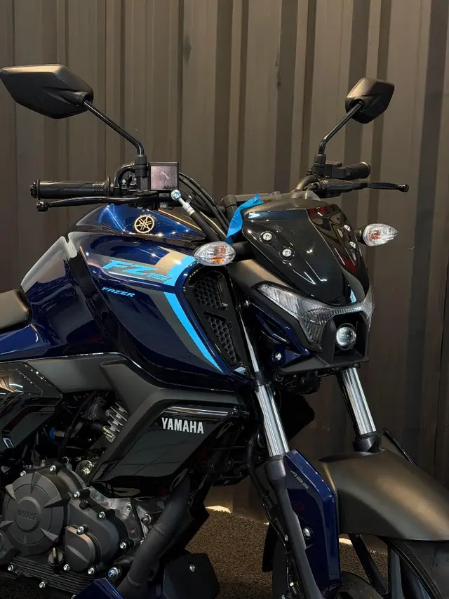 Moto Yamaha Fazer FZ15 2026 ABS