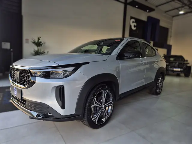 Carro Fiat Fastback 2025 Impetus