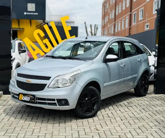 Carro Chevrolet Agile 2011 LTZ 1.4 8V (Flex)
