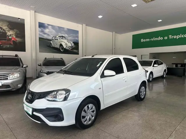Carro Toyota Etios 2020 X 1.3 (Aut) (Flex)