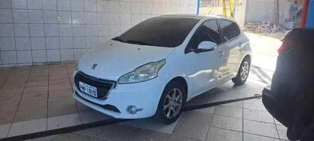 Carro Peugeot 208 2015 Allure 1.5 8V (Flex)