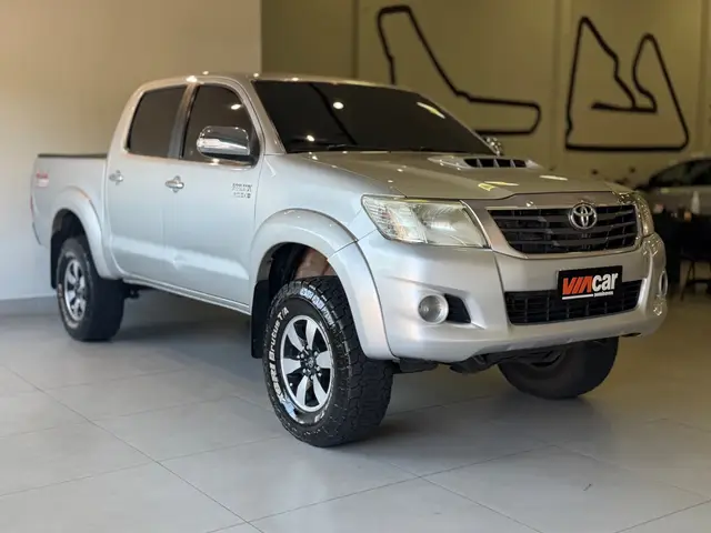 Carro Toyota Hilux Cabine Dupla 2013 Hilux 3.0 TDI 4x4 CD SRV (Aut)