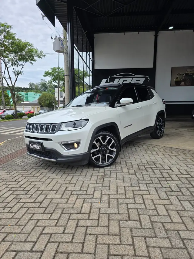 Carro Jeep Compass 2019 2.0 Limited (Aut) (Flex)