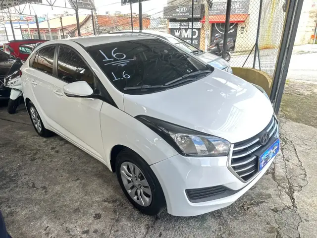 Carro Hyundai HB20S 2016 1.6 Comfort Plus (Flex)